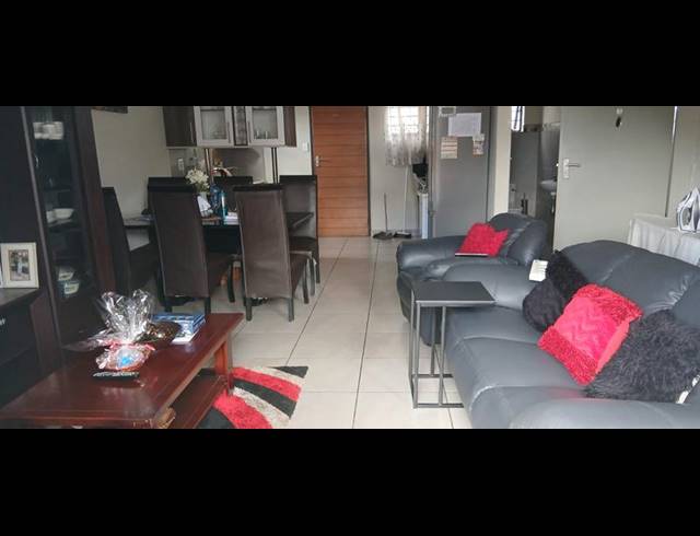 4 BEDROOM HOUSE FOR SALE IN ALBERTSDAL